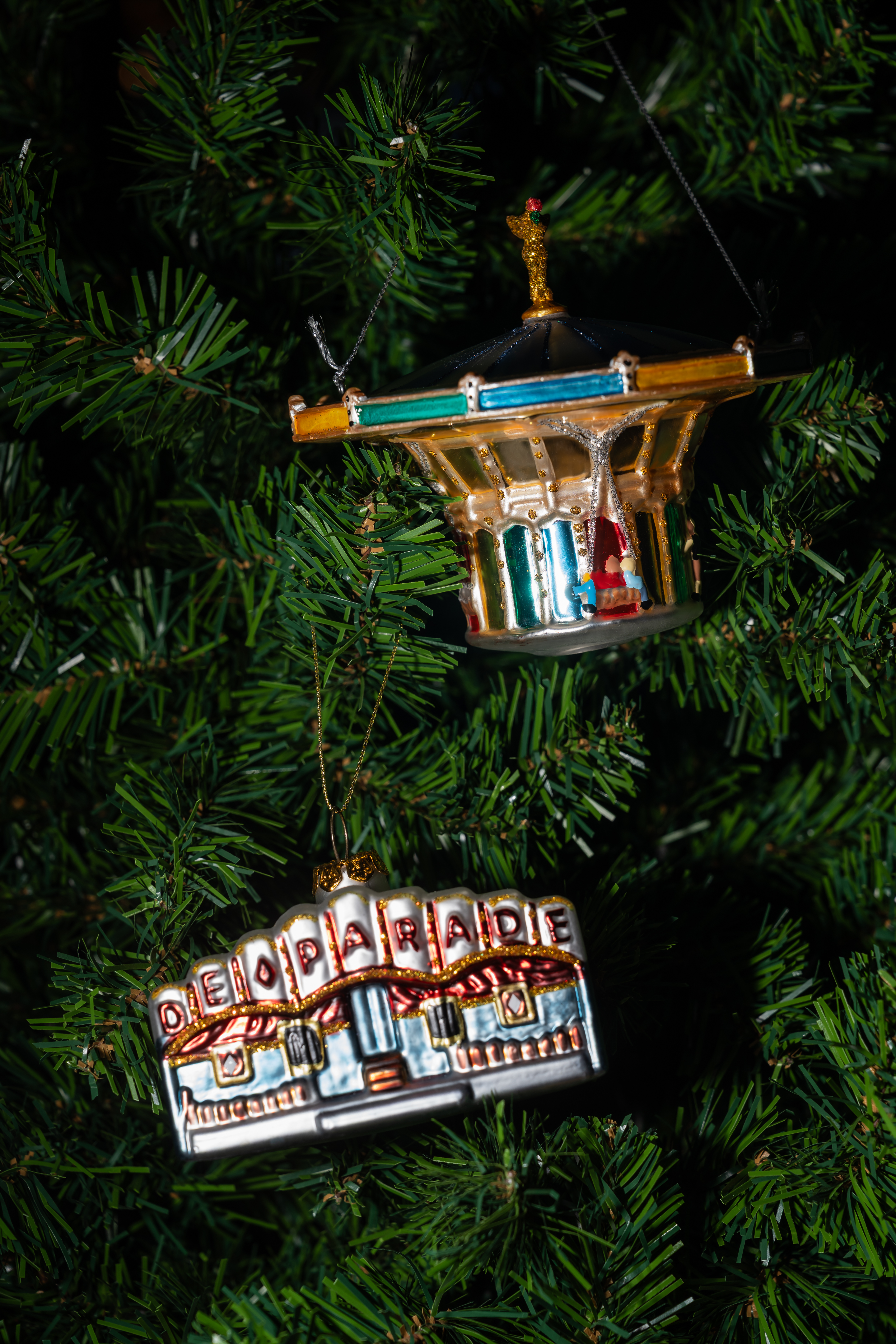Zweef en Shambles kerstbal